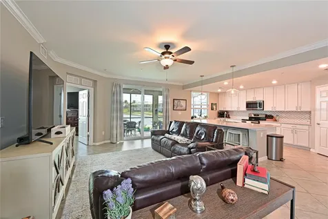 901 Tidewater Shores Loop Bradenton FL 34208