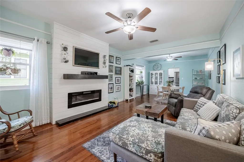 601 E Charles Street Lakeland FL 33803
