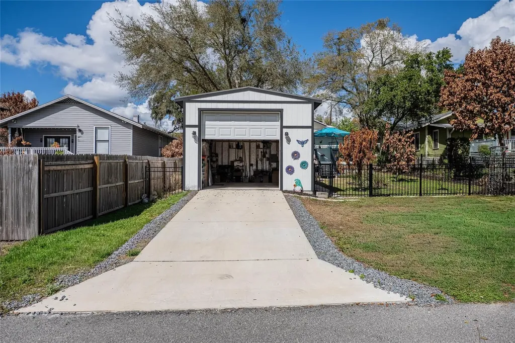 601 E Charles Street Lakeland FL 33803