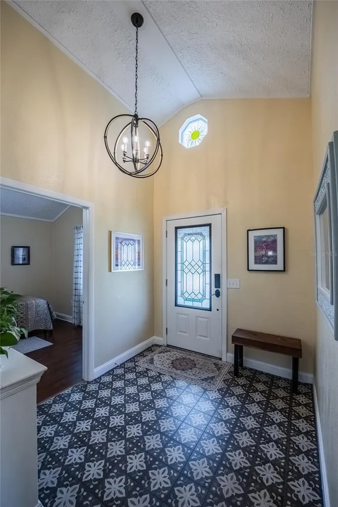 601 E Charles Street Lakeland FL 33803