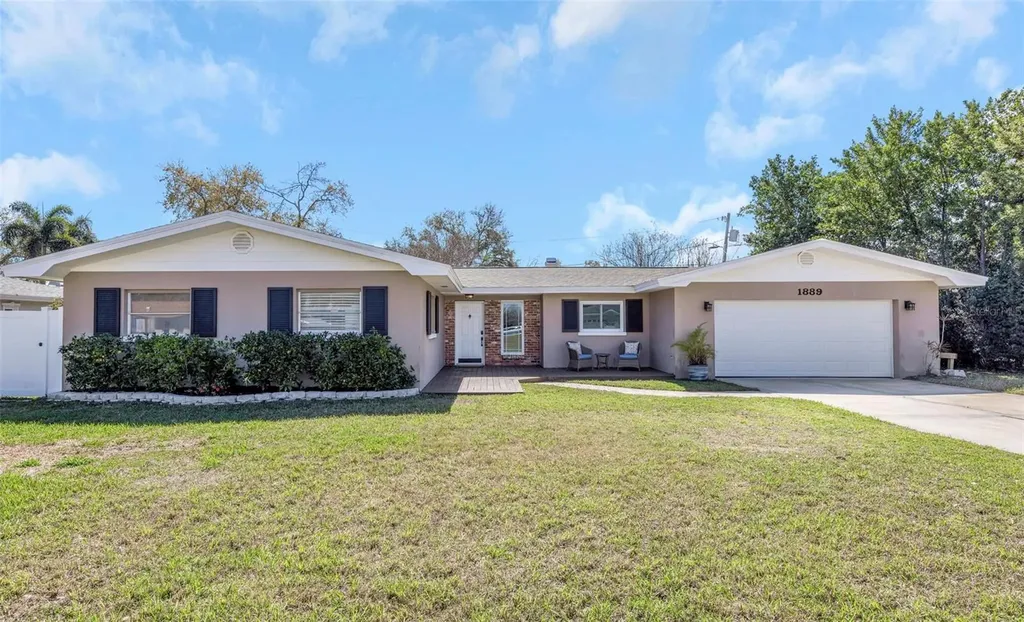 1889 Stancel Drive Clearwater FL 33764