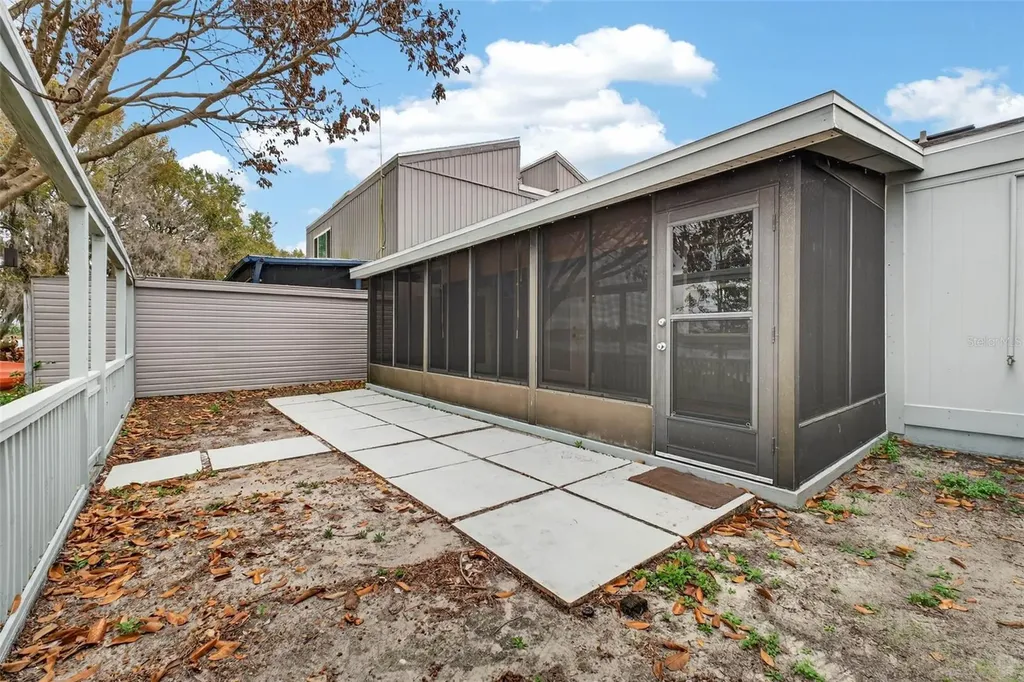 1502 Buckeye Road NE Winter Haven FL 33881