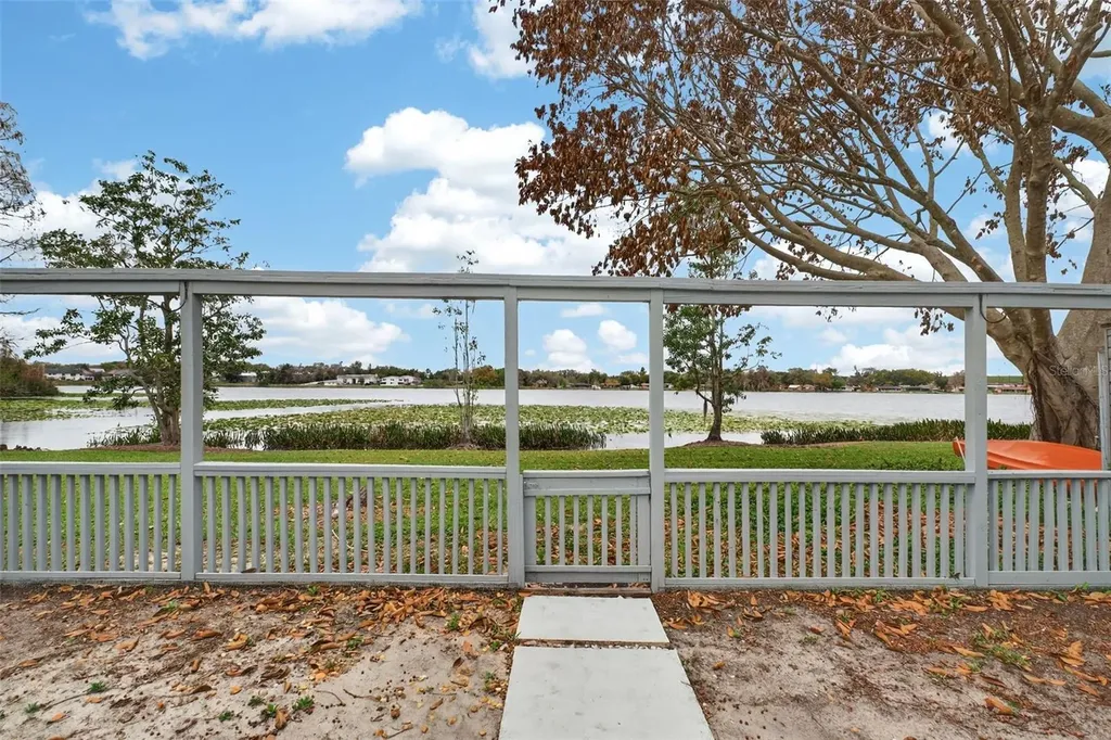 1502 Buckeye Road NE Winter Haven FL 33881