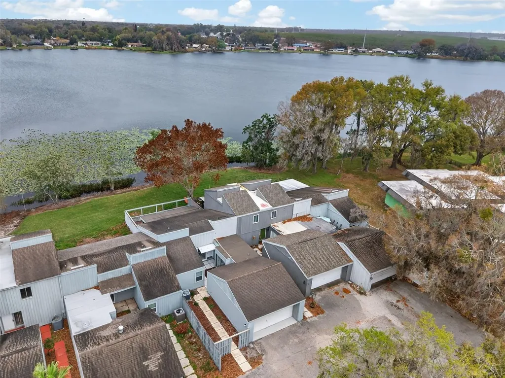 1502 Buckeye Road NE Winter Haven FL 33881
