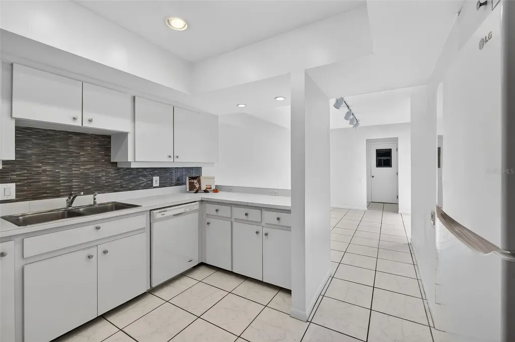 1502 Buckeye Road NE Winter Haven FL 33881