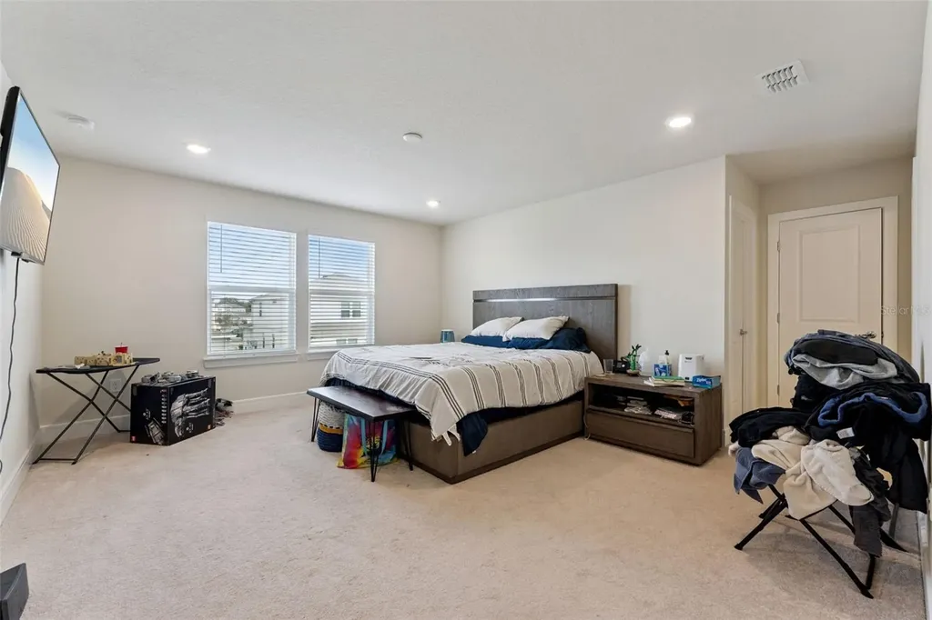 4008 Meandering Bay Drive Apopka FL 32712