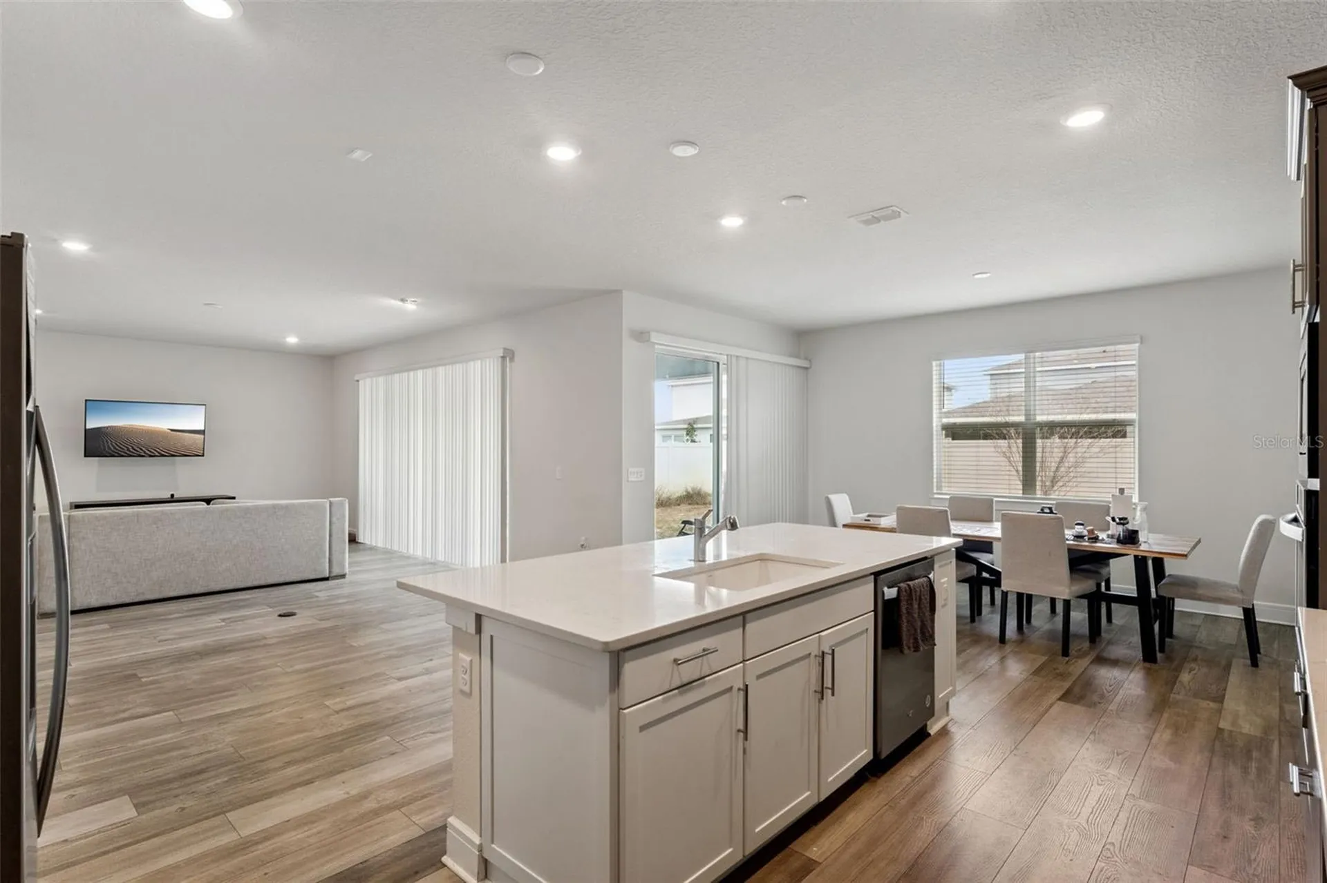 4008 Meandering Bay Drive Apopka FL 32712