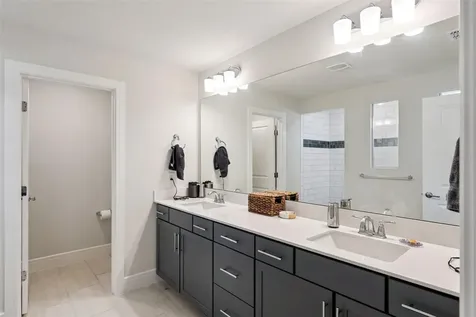 4008 Meandering Bay Drive Apopka FL 32712