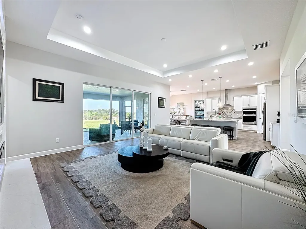 5216 Lake Venice Drive Wimauma FL 33598