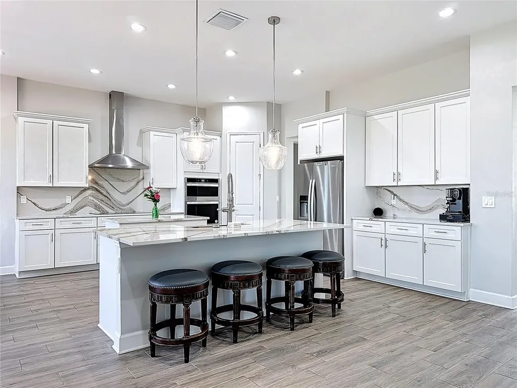 5216 Lake Venice Drive Wimauma FL 33598