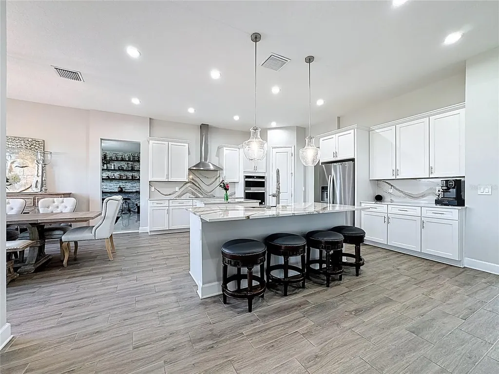 5216 Lake Venice Drive Wimauma FL 33598