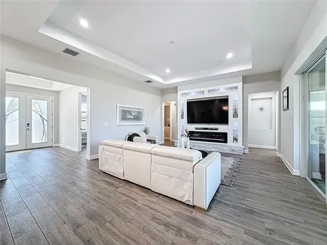 5216 Lake Venice Drive Wimauma FL 33598