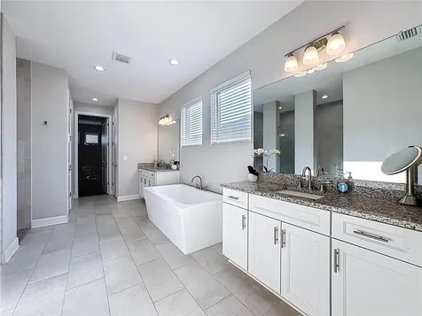 5216 Lake Venice Drive Wimauma FL 33598