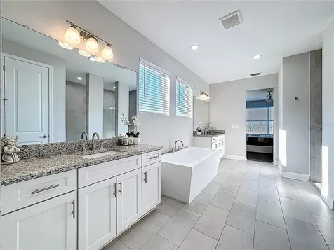 5216 Lake Venice Drive Wimauma FL 33598