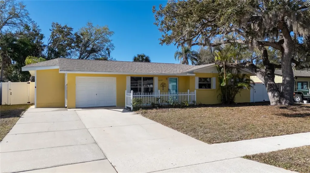5338 Colewood Place Sarasota FL 34232
