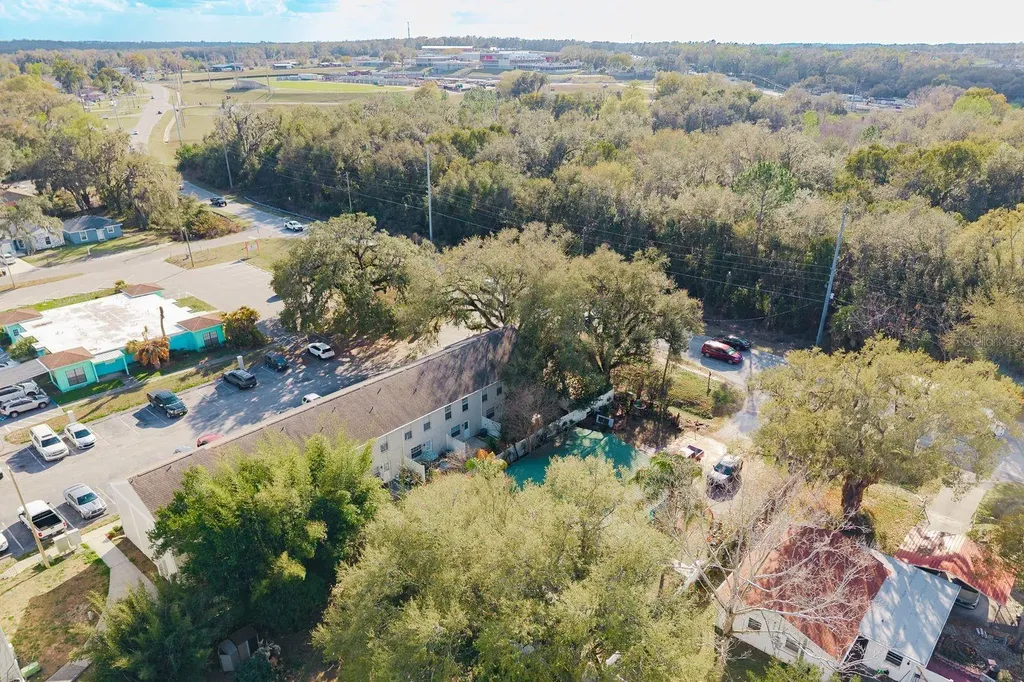 37236 Embassy Park Lane Dade City FL 33525