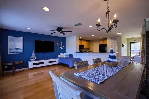 2016 Sunset Meadow Drive Clearwater FL 33763