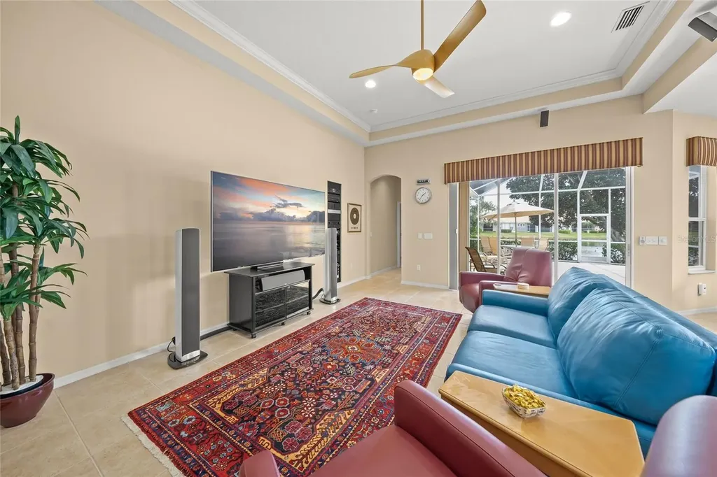 4243 Miriana Way Sarasota FL 34233