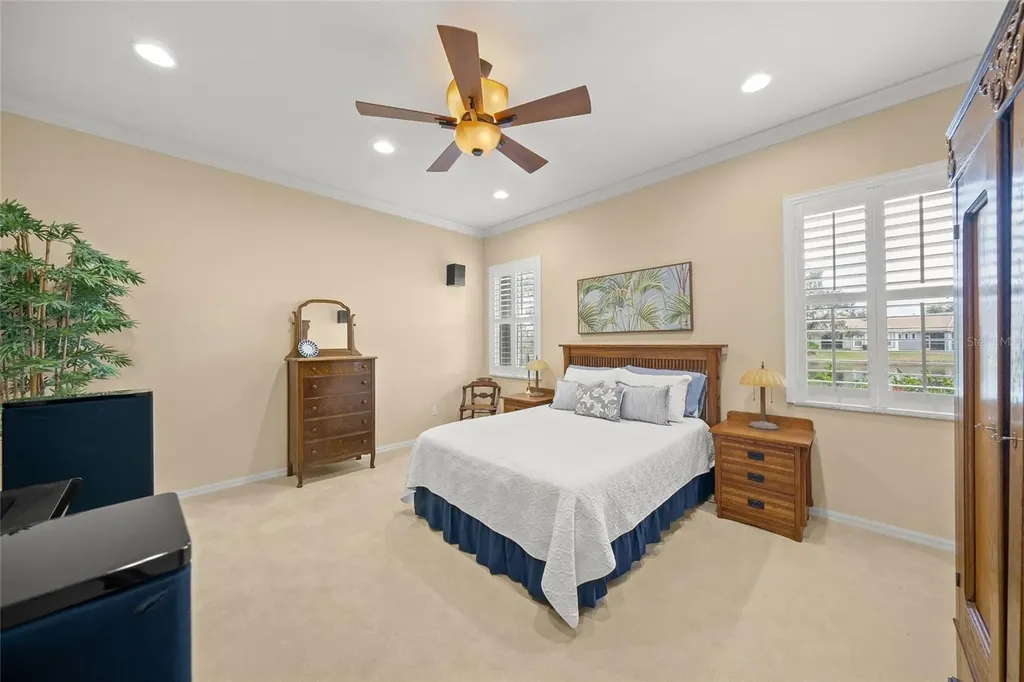 4243 Miriana Way Sarasota FL 34233