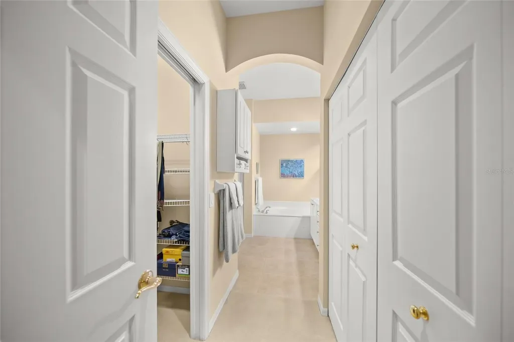 4243 Miriana Way Sarasota FL 34233