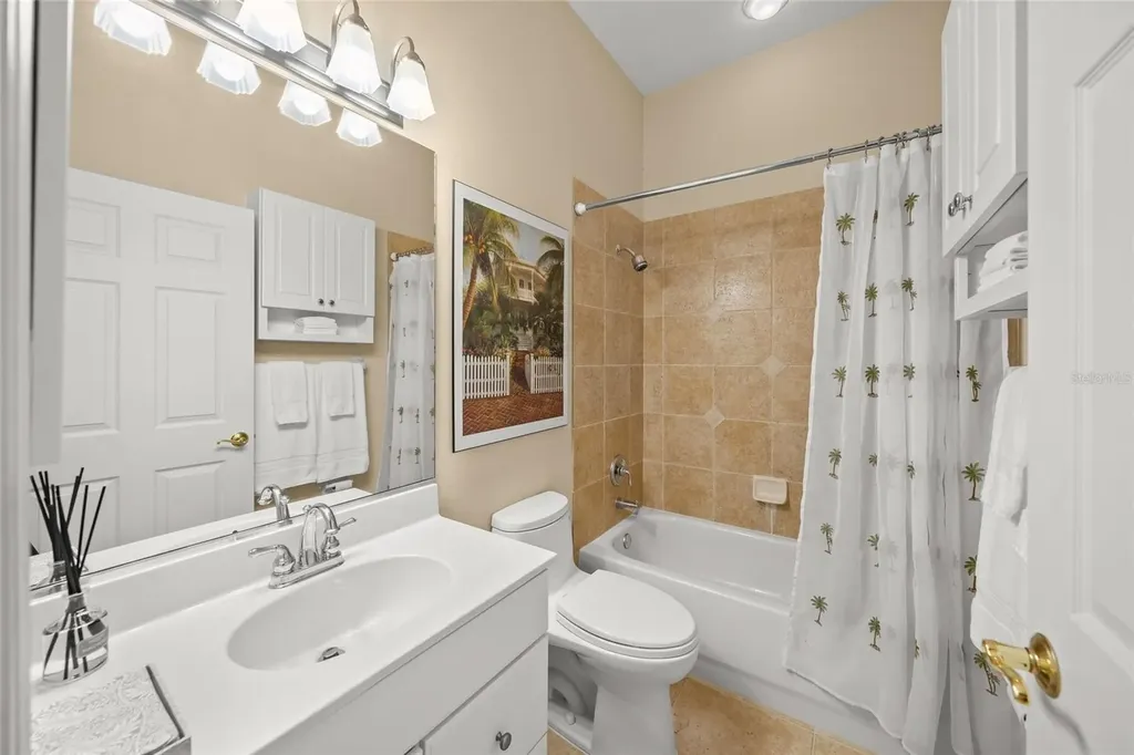 4243 Miriana Way Sarasota FL 34233