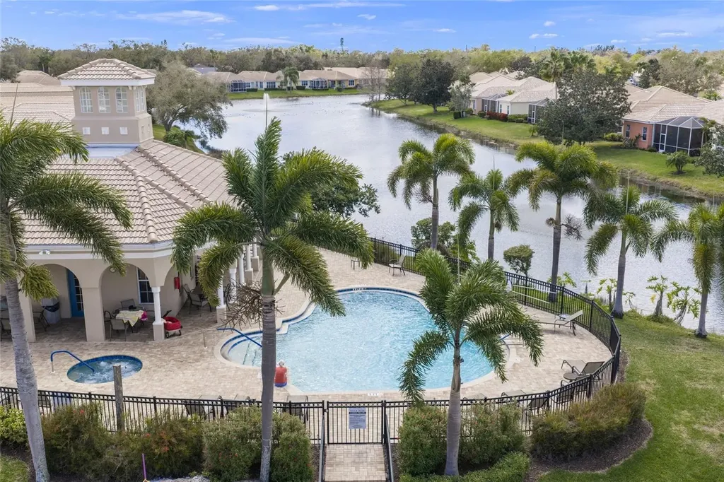 4243 Miriana Way Sarasota FL 34233