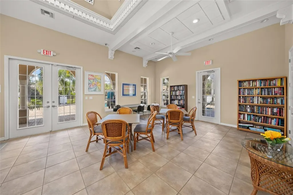4243 Miriana Way Sarasota FL 34233