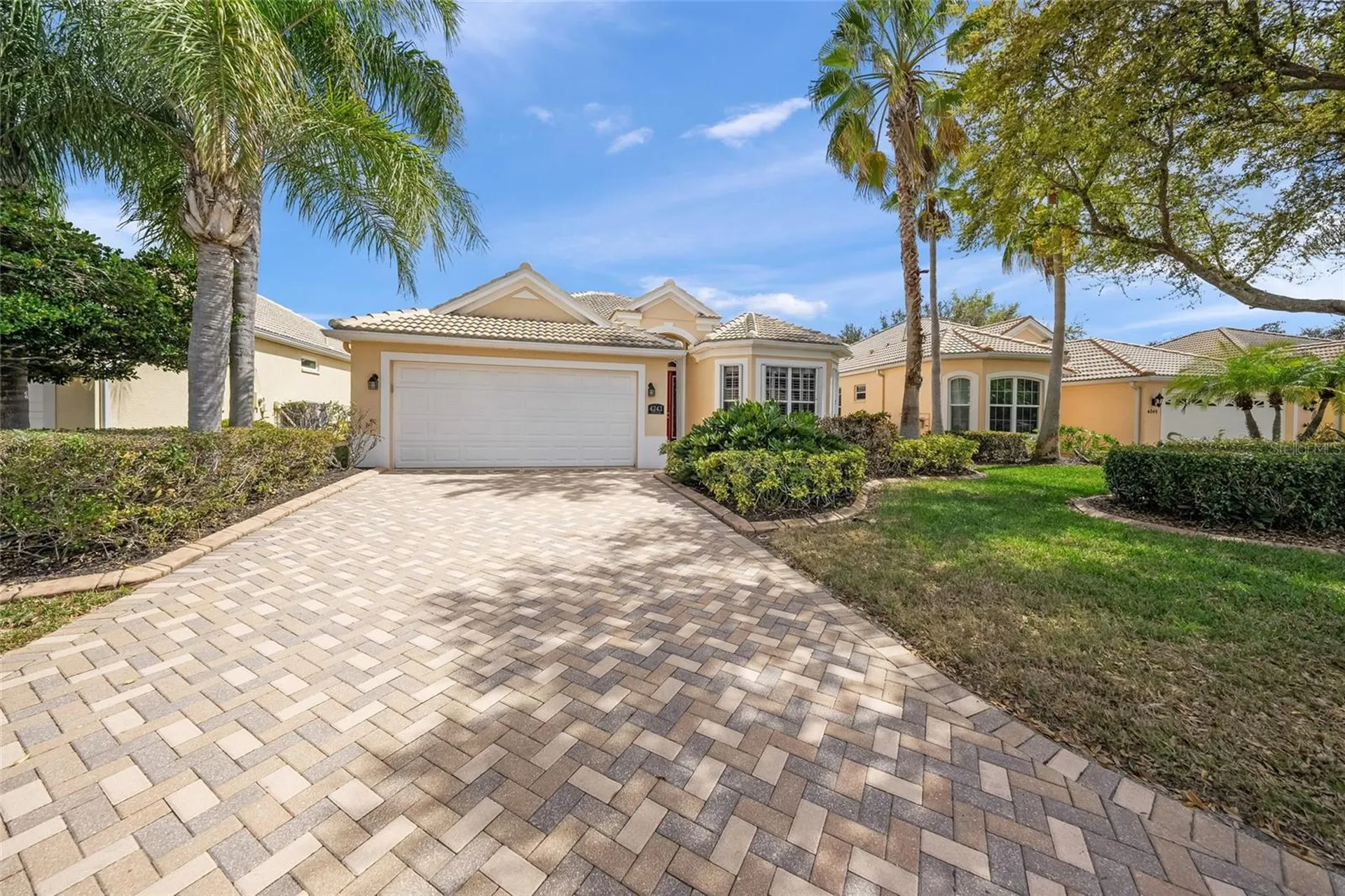 4243 Miriana Way Sarasota FL 34233