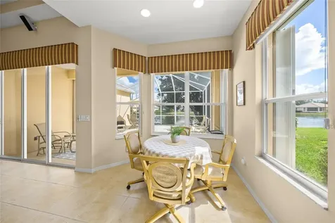 4243 Miriana Way Sarasota FL 34233