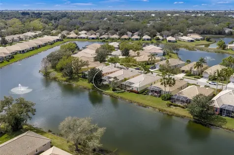 4243 Miriana Way Sarasota FL 34233