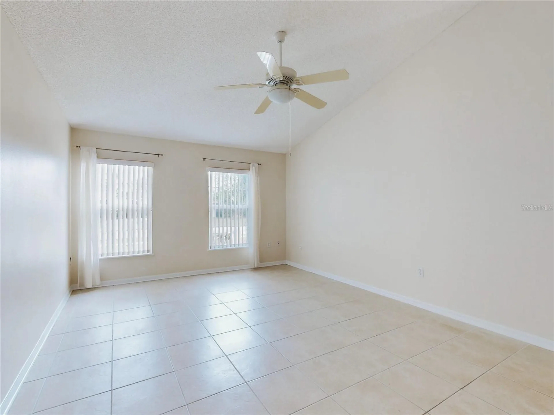 2695 N Juliet Drive Deltona FL 32738