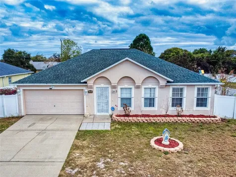 2695 N Juliet Drive Deltona FL 32738