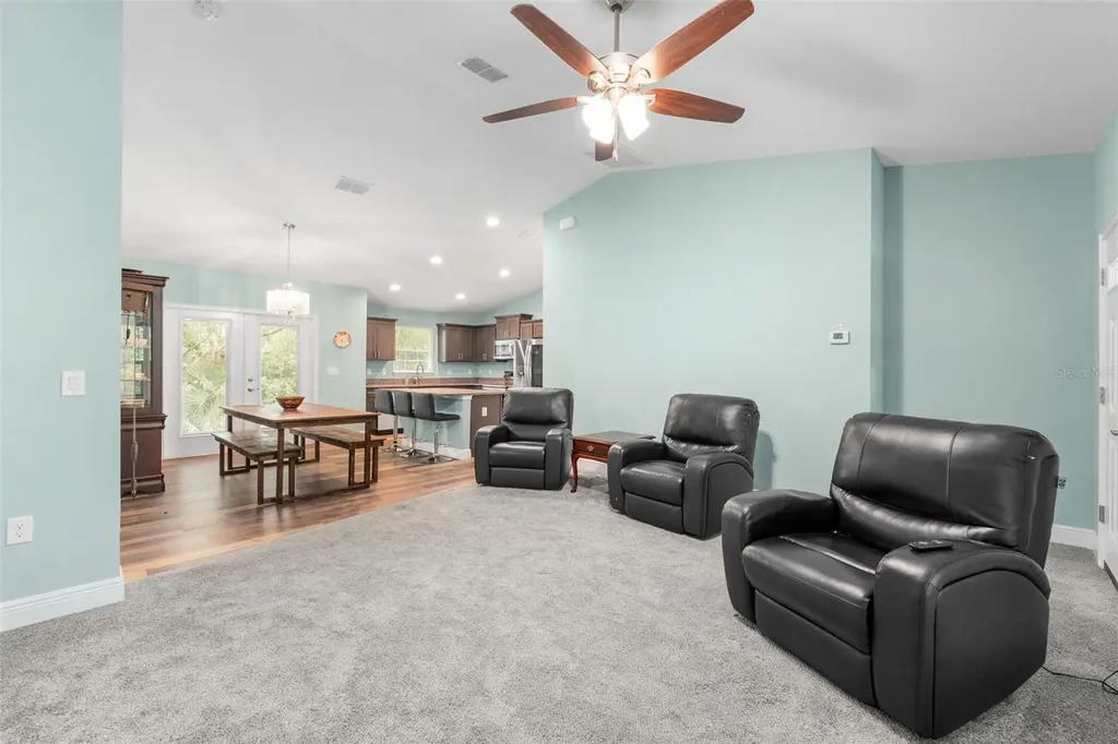 6144 Avenue G Mc Intosh FL 32664