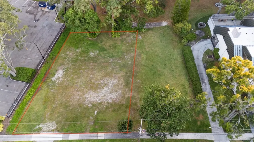 2528 W Palm Drive Tampa FL 33629