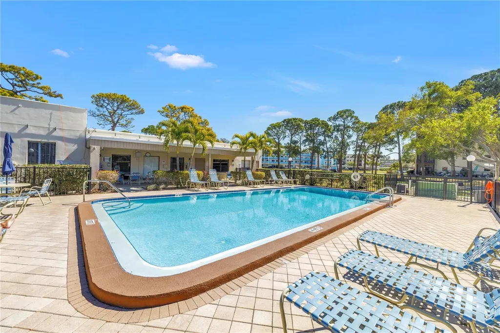 5920 80th Street N St Petersburg FL 33709
