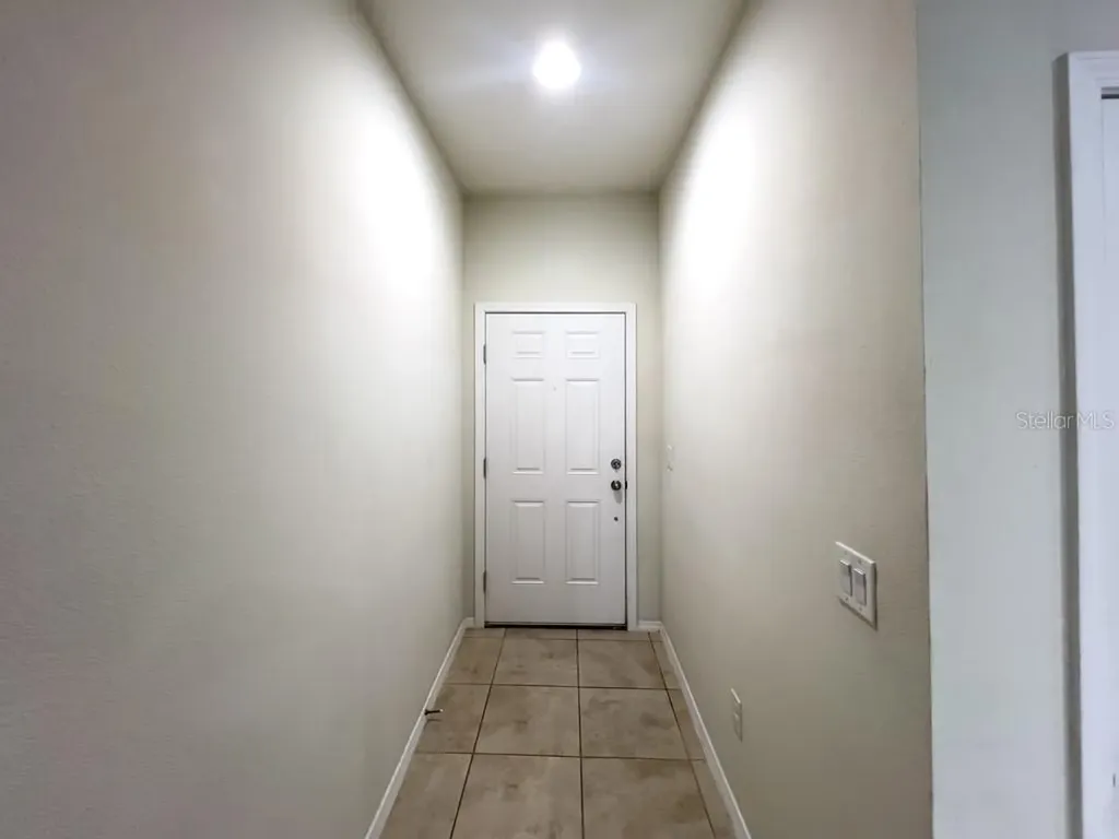 4812 White Sanderling Court Tampa FL 33619
