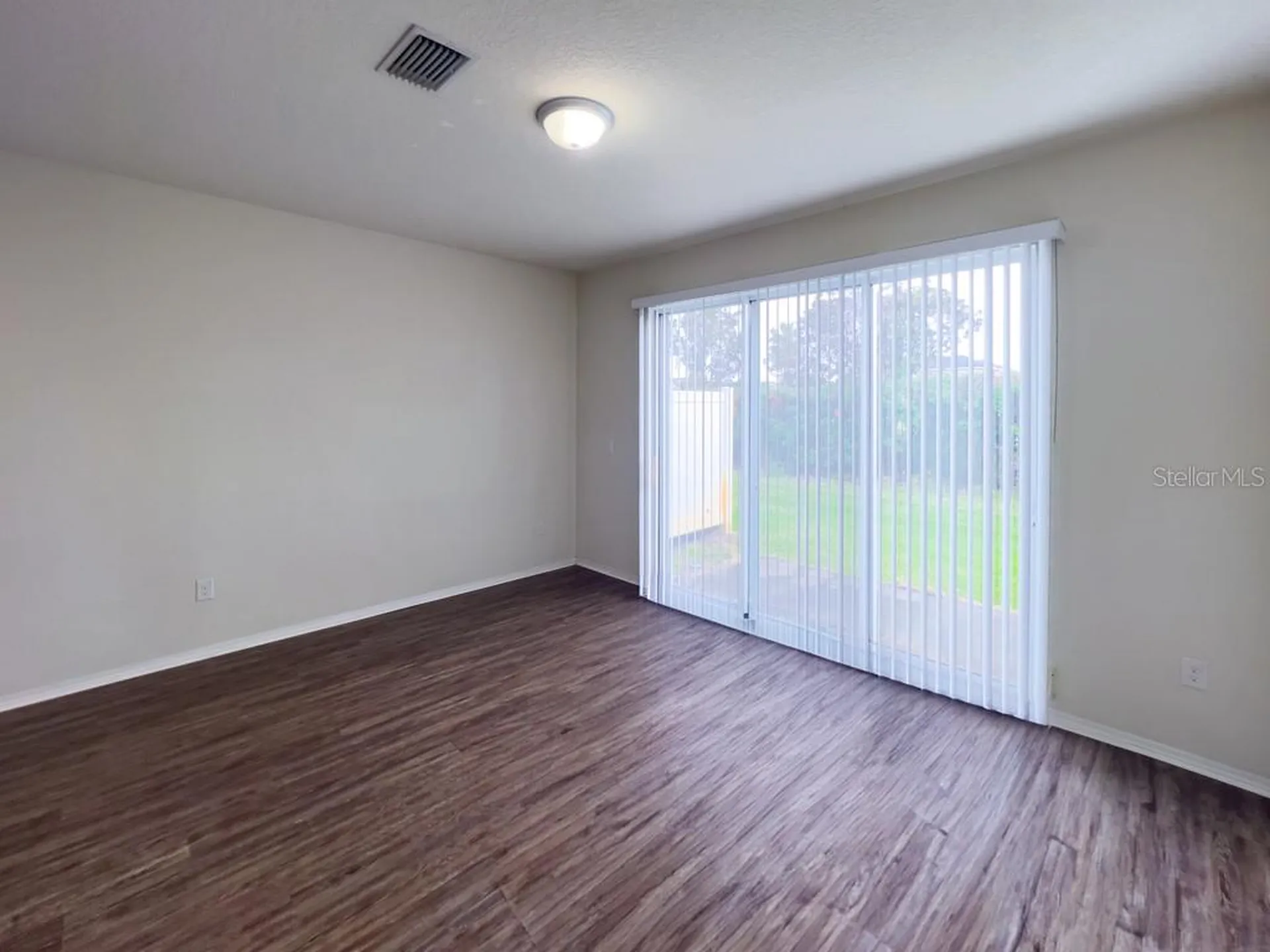 4812 White Sanderling Court Tampa FL 33619