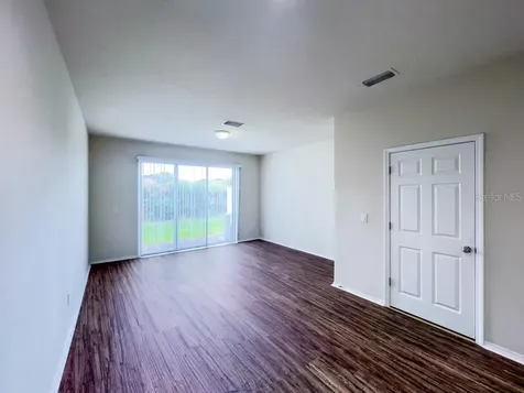4812 White Sanderling Court Tampa FL 33619