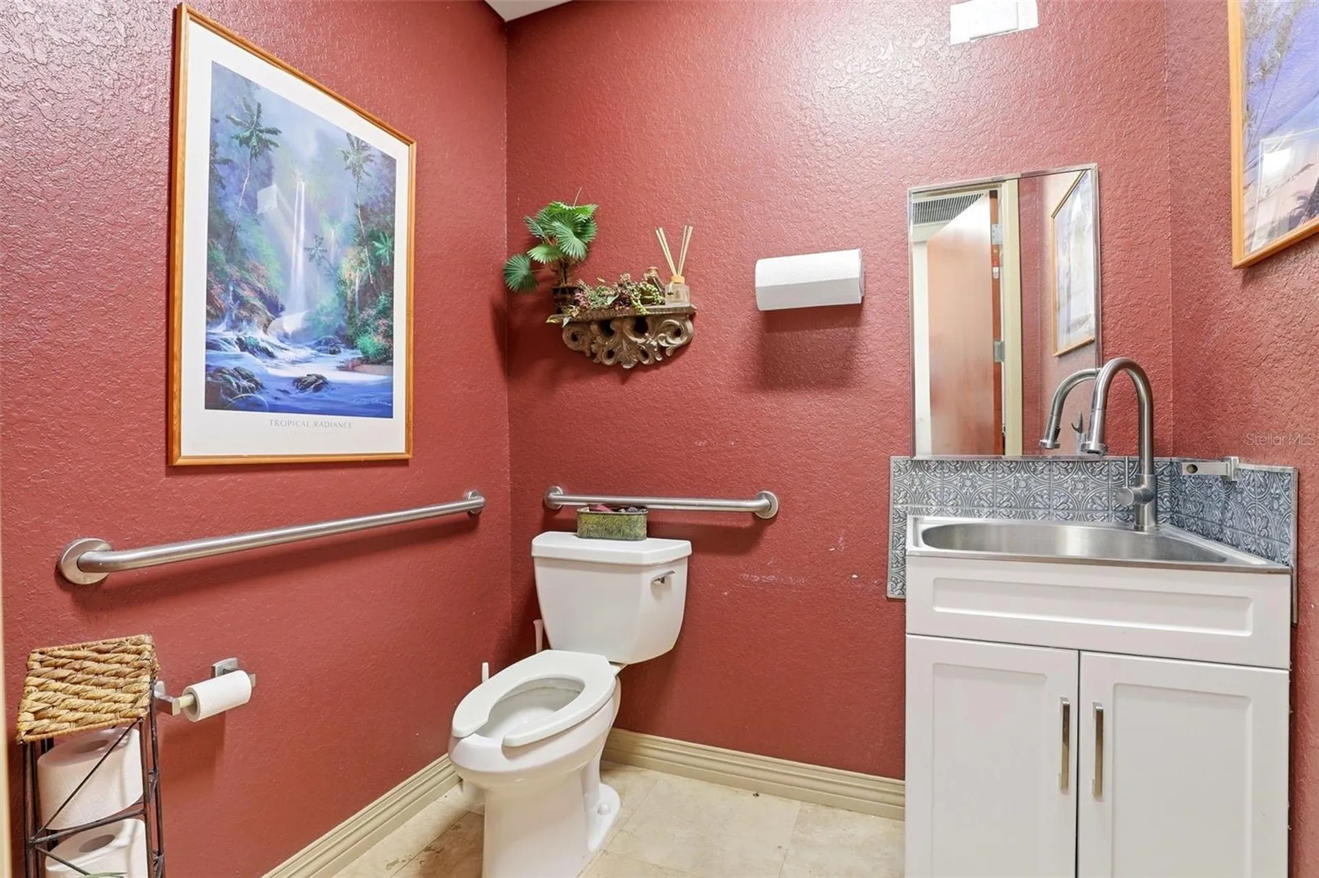 6881 Kingspointe Parkway Orlando FL 32819