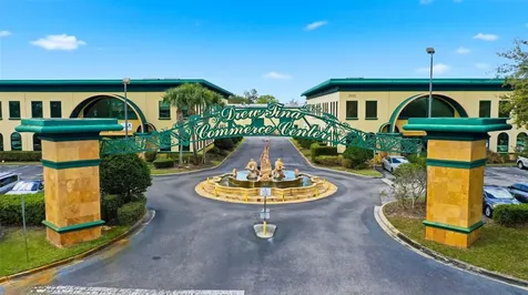 6881 Kingspointe Parkway Orlando FL 32819