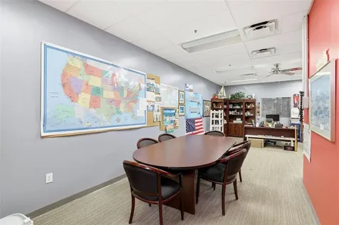 6881 Kingspointe Parkway Orlando FL 32819