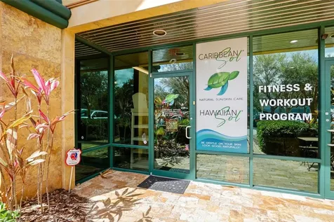 6881 Kingspointe Parkway Orlando FL 32819