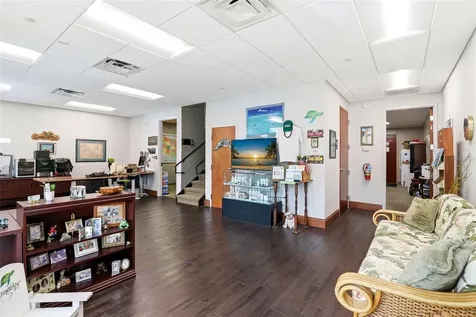 6881 Kingspointe Parkway Orlando FL 32819