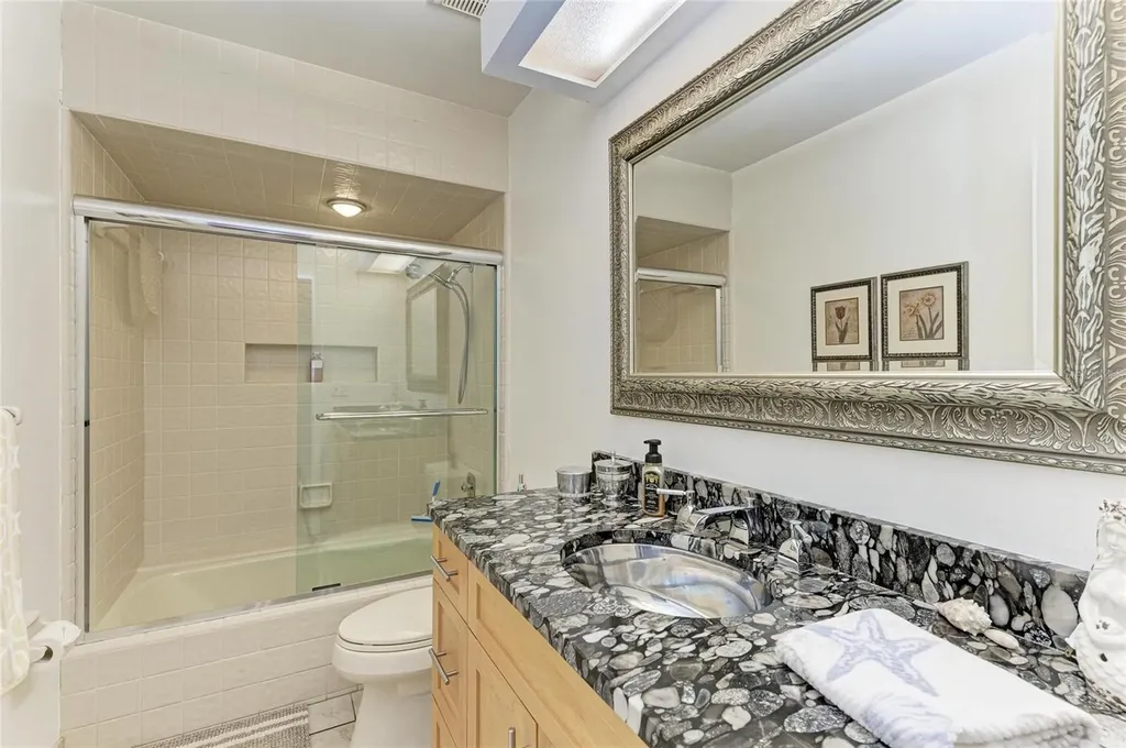 7921 4th Avenue W Bradenton FL 34209
