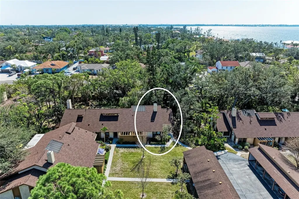 7921 4th Avenue W Bradenton FL 34209