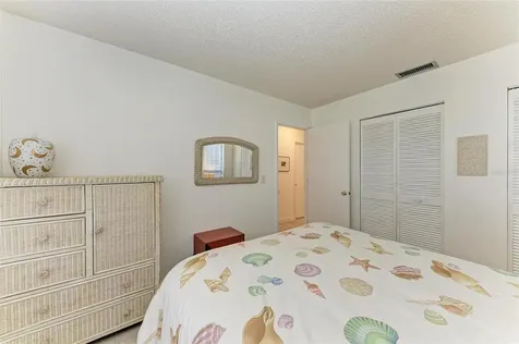7921 4th Avenue W Bradenton FL 34209