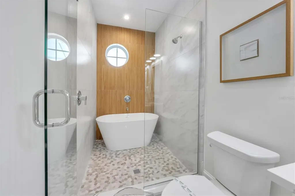 518 Spring Avenue Anna Maria FL 34216