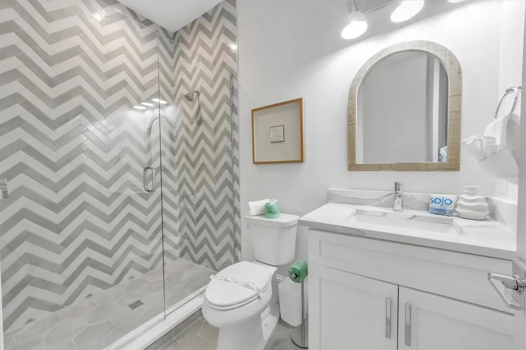 518 Spring Avenue Anna Maria FL 34216