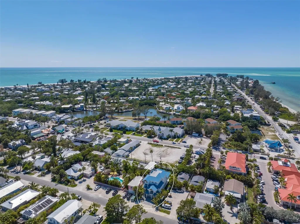 518 Spring Avenue Anna Maria FL 34216