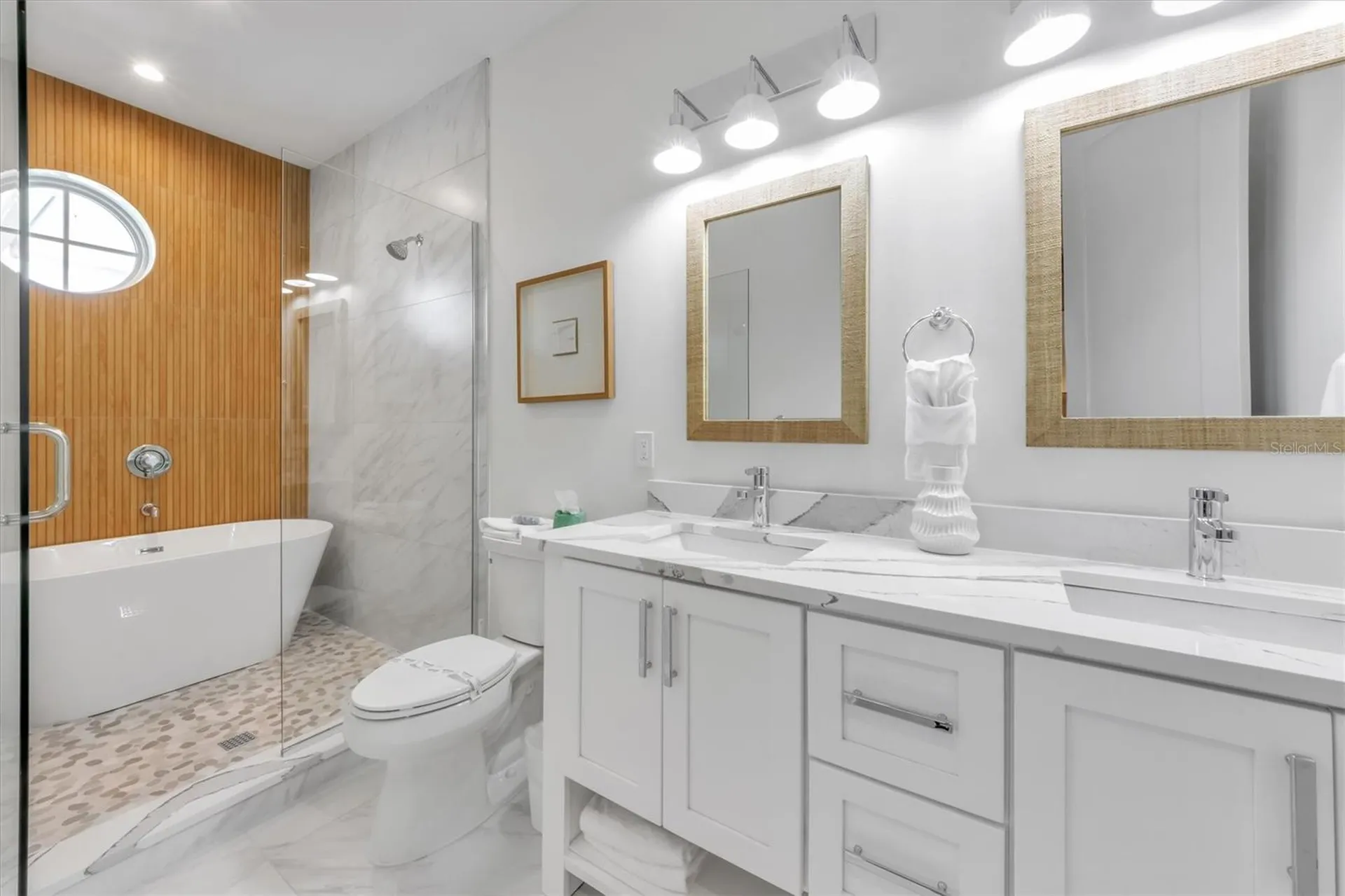 518 Spring Avenue Anna Maria FL 34216